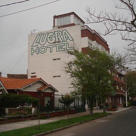 Lugra Hotel Miramar  Buitenkant foto